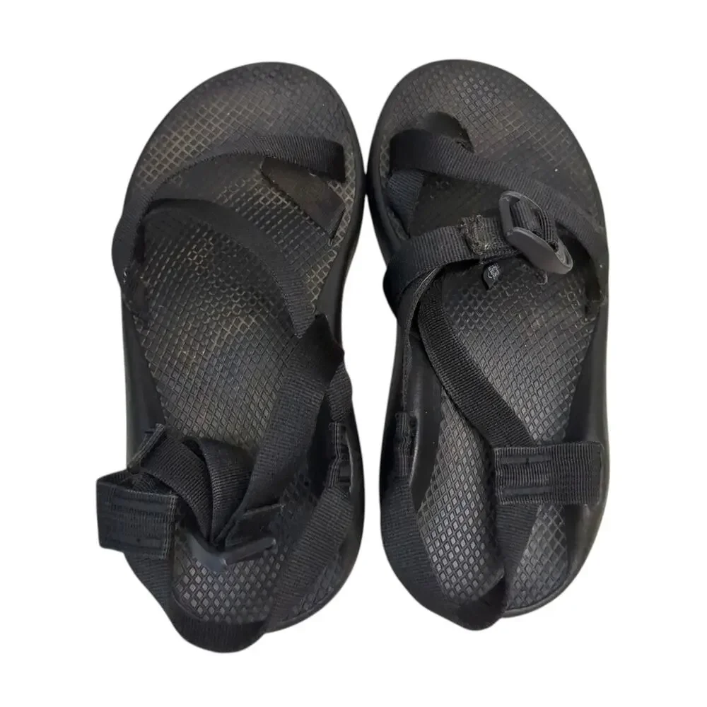 Chaco Classic Sandals Mens Size 7 Wide Black Toe Loop Adjustable Outdoor Hiking